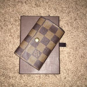 Louis Vuitton Damier Ebene 6 Ring Key Holder